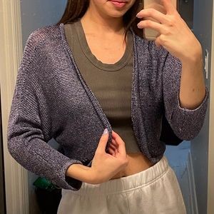 Navy cardigan cropped